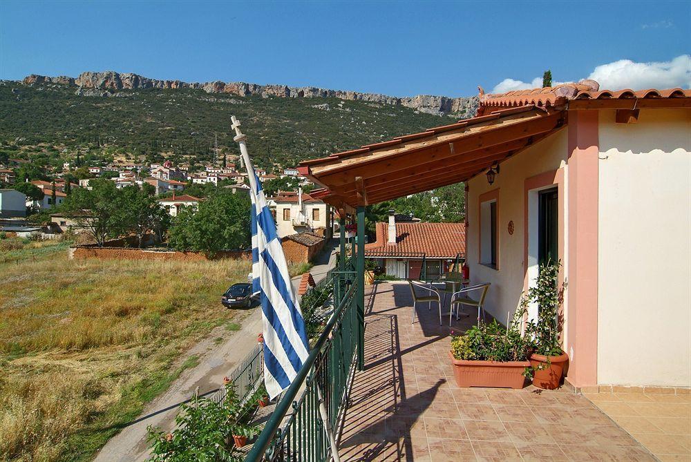 Kelari Studios Amfissa Esterno foto