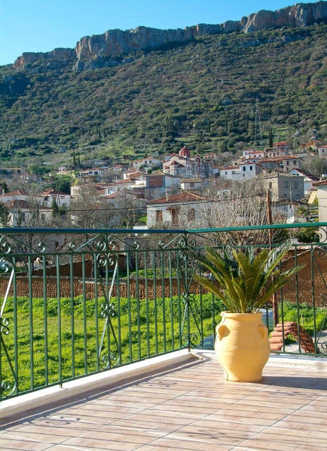 Kelari Studios Amfissa Esterno foto